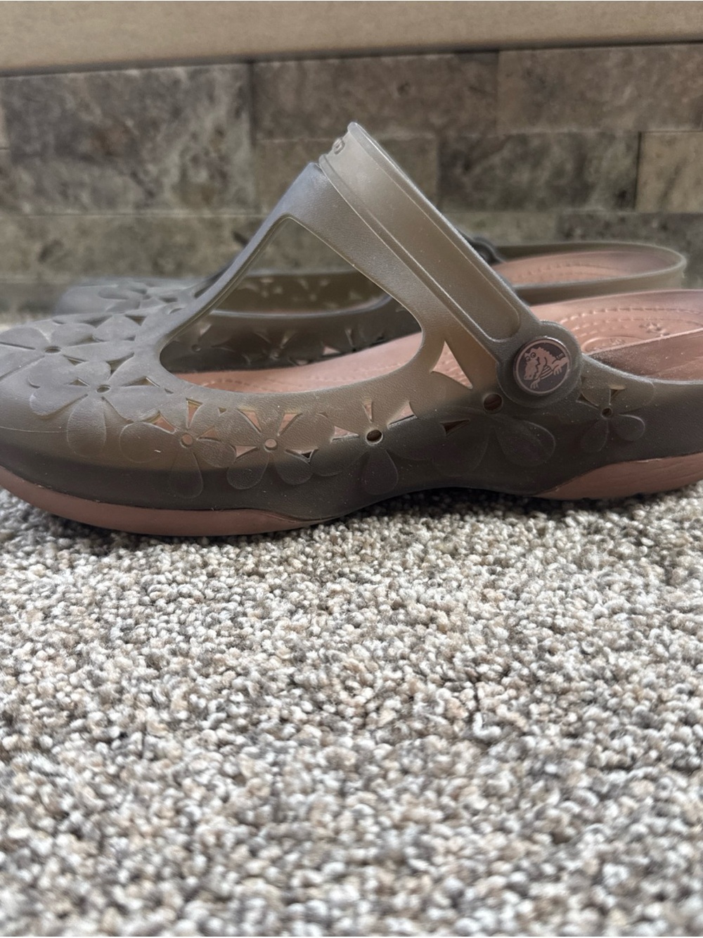 Crocs Comfortable Womens Mary Jane Floral Clog Brown Tan Womens Size 7euc